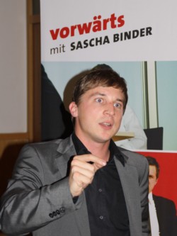 "Unser Ziel für die Kreistagswahl: 15 Sitze plus X!", so Sascha Binder bei der SPD-KDK. FOTO: T. Zajontz